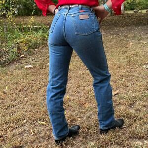 Vintage 90s Wrangler high rise wedgie fit taper leg cowgirl jeans 14MWZ 11x34